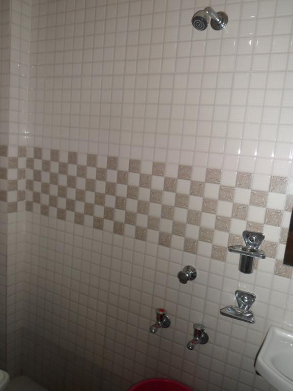 Hotel Madhusudan Dwārka 客房 照片